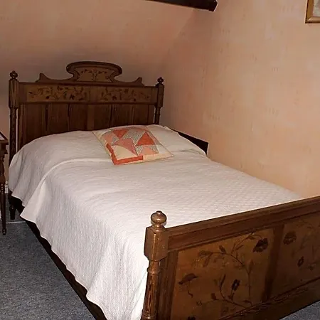 Le Franquevillette Bed and Breakfast