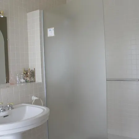 Le Franquevillette Bed and Breakfast
